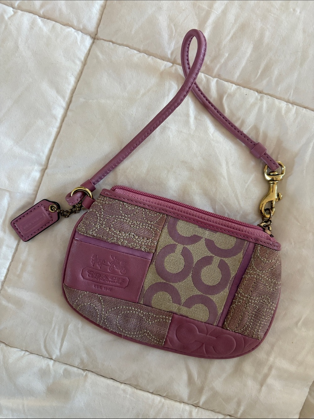 Coach Pink Patchwork Signature Wristlet y2k 2000’s